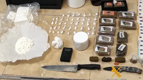 Efectos intervenidos en la operaci&oacute; antidroga de El Astillero.