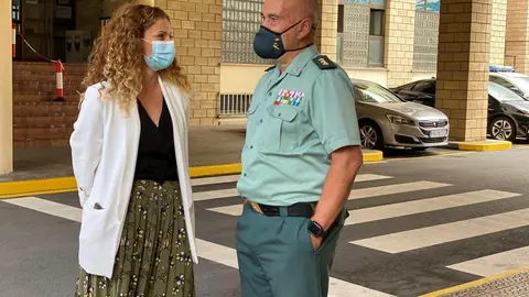 Delegada del Gobierno en Cantabria con coronel jefe de la Guardia Civil