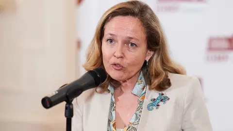 La vicepresidenta segunday ministra de Asuntos Eon&oacute;micos, Nadia Calvi&ntilde;o, en la UIMP