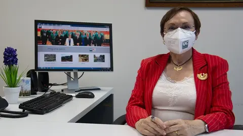 La directora del Programa Senior, Carmen Delgado