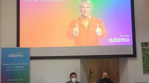 Presentaci&oacute;n fibra &oacute;ptica en Cabu&eacute;rniga