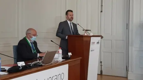 El presidente de la CNMV, Rodrigo Buenaventura, interviene en los cursos de verano de la Universidad Internacional Men&eacute;ndez Pelayo