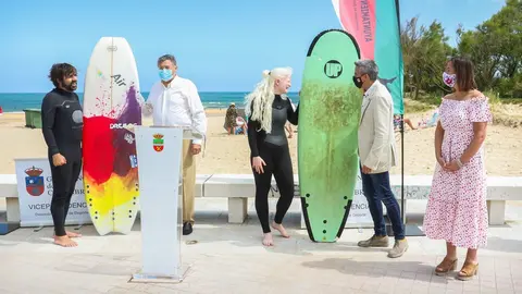 El Vicepresidente Y Consejero De Universidades, Igualdad, Cultura Y Deporte, Pablo Zuloaga, Y La Consejera De Econom&iacute;a Y Hacienda, Mar&iacute;a S&aacute;nchez, Presentan El Proyecto &lsquo;Inclusea&rsquo;