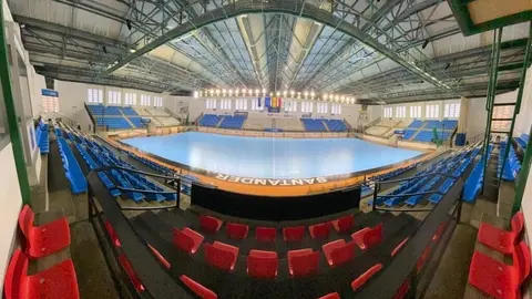 Obras de la pista del polideportivo de La Albericia.