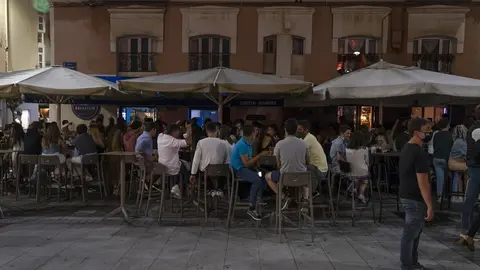 Archivo - Ocio noturno en Santander. Archivo