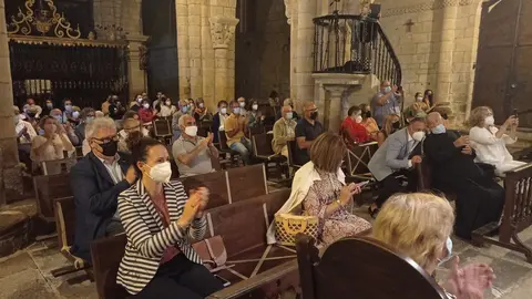 Concierto en Santillana del Mar en memoria de las v&iacute;ctimas del Covid
