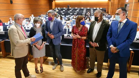 El vicepresidente, Pablo Zuloaga, y el consejero de Sanidad, Miguel Rodr&iacute;guez, participan en las Jornadas sobre la Ley de Eutanasia