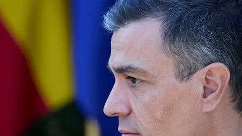 El presidente del Gobierno, Pedro S&aacute;nchez, interviene en una rueda de prensa posterior a una reuni&oacute;n con el secretario general de las Naciones Unidas, 2 de julio de 2021, en el Palacio de La Moncloa, Madrid. (Espa&ntilde;a). El encuentro entre ambos mandatarios 