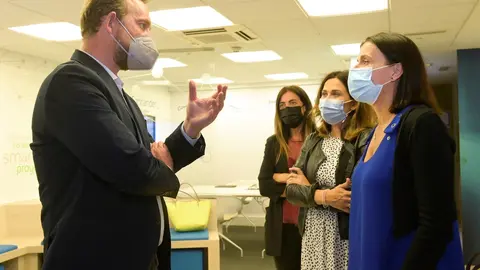 La alcaldesa con el secretario de Estado de Turismo