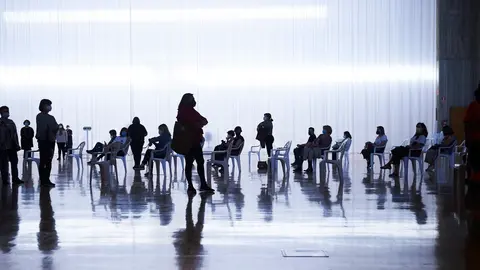 Archivo - Cantabria inicia la vacunaci&oacute;n masiva en el Palacio de Exposiciones de Santander Archivo