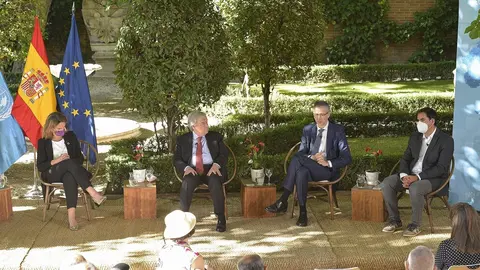 Panel sobre el cambio clim&aacute;tico