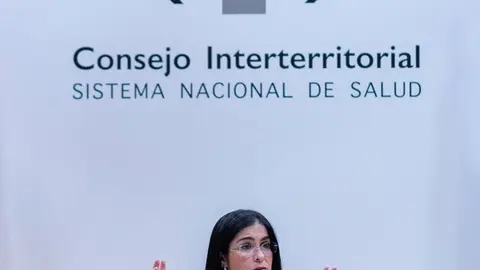 Archivo - La ministra de Sanidad, Carolina Darias