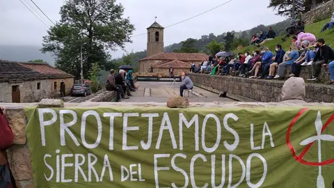 Colectivos contra el proyecto e&oacute;lico Escudo