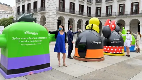 Santander colabora con Ecovidrio y Disney para concienciar a los ni&ntilde;os sobre la importancia de reciclar vidrio