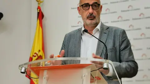 Archivo - Cs cree que el 'sem&aacute;foro' Covid s&oacute;lo sirve para que Revilla "se lave la cara" ante los hosteleros