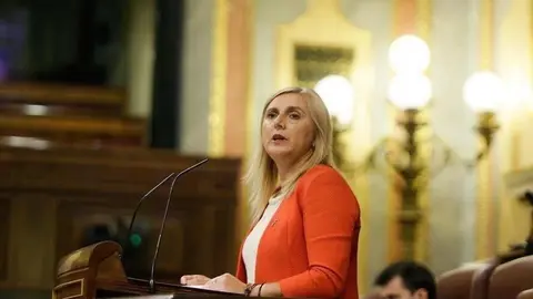 Cobo recuerda a Buruaga que el Hospital de Laredo no suspende partos inminentes ni programados