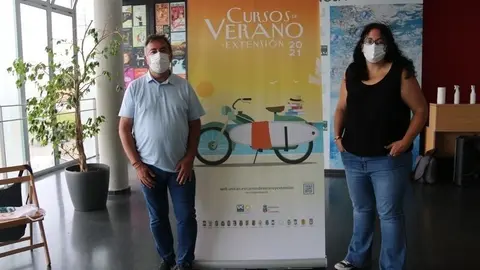 Francisco Jos&eacute; del Campo, director del Instituto de M&uacute;sica, Arte y Proceso de Vitoria; y Sheila Pereiro Mart&iacute;nez, musicoterapeuta y psic&oacute;loga