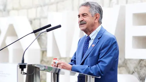El presidente de Cantabria, Miguel &Aacute;ngel Revilla