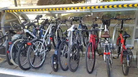 Aparcamiento cerrado para bicicletas en Santander