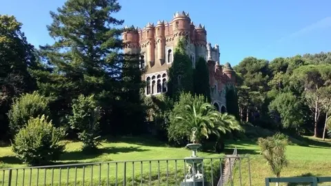 Archivo - Jardines del Castillo de Ocharan de Castro Urdiales