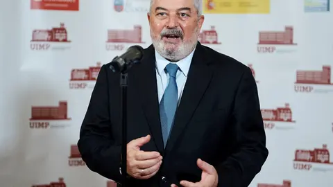 Magdy Mart&iacute;nez Solim&aacute;n, director de la AECID., en la UIMP