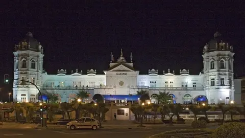 Archivo - Fachada del Casino de Santander