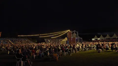 J1 - MARTITA DE GRANÁ - EL REY LAGARTÓN (13)