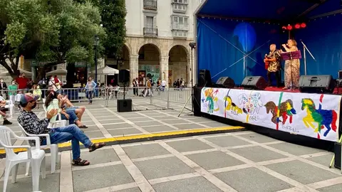 Concierto en la plaza de Pombo