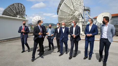 Visita del consejero de Industria, Javier L&oacute;pez Marcano, a Santander Teleport