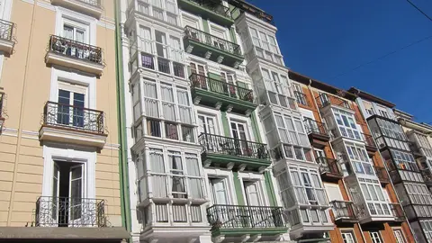 Archivo - Viviendas y pisos en Santander.