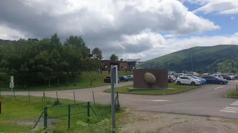 Vista de la entrada de la cueva del Soplao este mes de julio