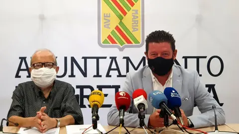 Jes&uacute;s S&aacute;nchez y Josep Mar&iacute;a Camps presentan Desembalaje Cantabria