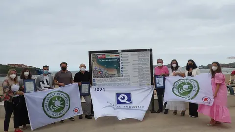 Las playas de Suances reciben sus certificados de calidad