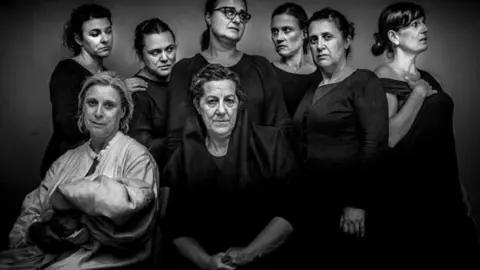 'La Casa De Bernarda Alba' Del Tejo Producciones.