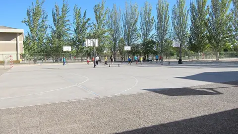 Archivo - Patio en el recreo.- Archivo