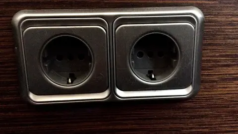 Archivo - Enchufe, enchufes, electricidad, red el&eacute;ctrica