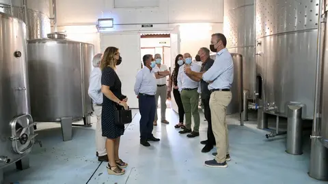 Revilla en la visita a la sidrer&iacute;a Somarroza en Renedo