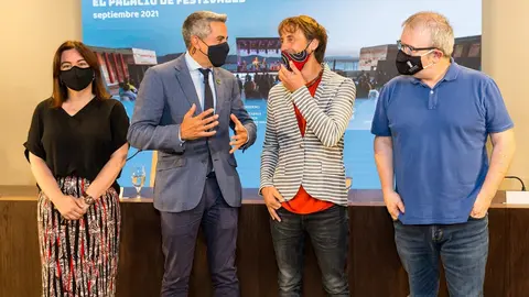 Presentaci&oacute;n de la segunda edici&oacute;n del ciclo musical 'Las Noches Raqueras' en el Palacio de Festivales de Cantabria