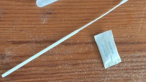 Test de ant&iacute;genos contra la COVID-19, de los que se venden en farmacias