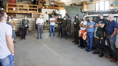 El consejero de Desarrollo Rural, Ganader&iacute;a, Pesca, Alimentaci&oacute;n y Medio Ambiente, Guillermo Blanco, visita la comarca forestal 9