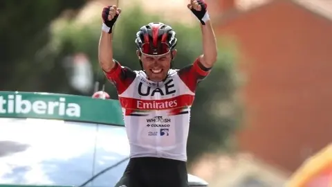 El ciclista polaco Rafal Majka triunfa en la etapa 15 de La Vuelta