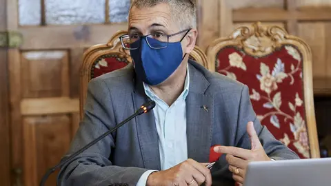 El secretario de Estado de Medio Ambiente, Hugo Mor&aacute;n, interviene en el curso 'Las tres transiciones: digital, ecol&oacute;gica y socioecon&oacute;mica'.