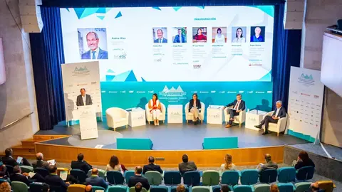 Inauguraci&oacute;n del 35&ordm; encuentro de econom&iacute;a digital y telecomunicaciones de Ametic.