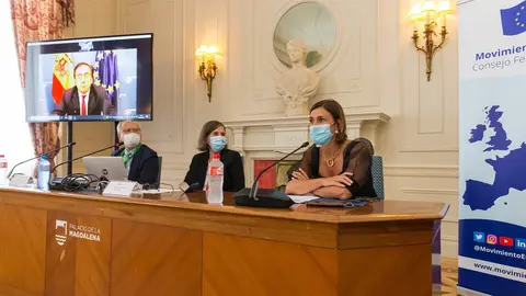 La consejera de Presidencia interviene en la UIMP