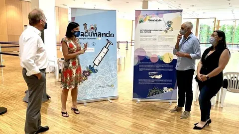 El Palacio de Exposiciones y Congresos de Santander acoge desde hoy la exposici&oacute;n 'Vacunando &iexcl;Dos siglos y sumando!'