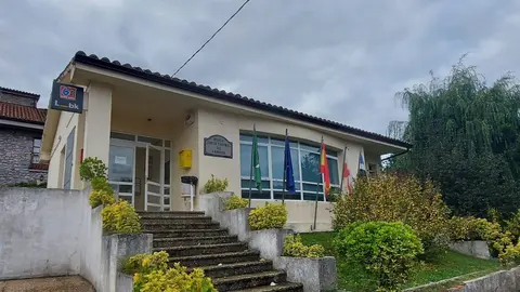 Edificio administrativo de la Junta Vecinal de S&aacute;mano