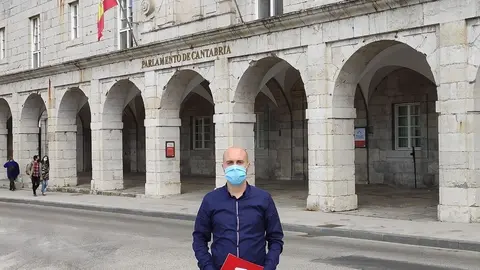 Israel Ruiz Salm&oacute;n, coordinador de IU Cantabria