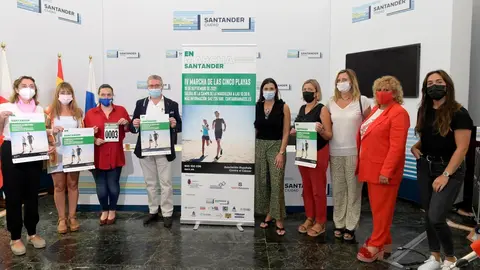 Presentaci&oacute;n de la 'Marcha de las cinco playas' contra el c&aacute;ncer