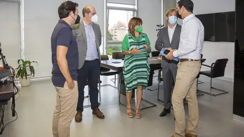 La consejera de Empleo y Pol&iacute;ticas Sociales, Ana Bel&eacute;n &Aacute;lvarez, se re&uacute;ne con la Junta Directiva de la FMC.