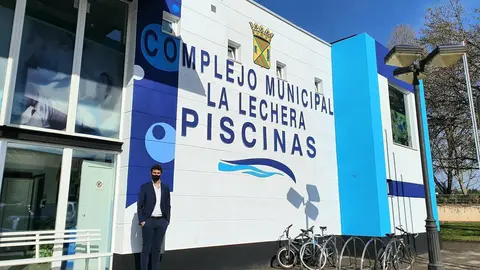Archivo - Torrelavega inicia la XXIII Campa&ntilde;a de Nataci&oacute;n 'Verano 2021' 